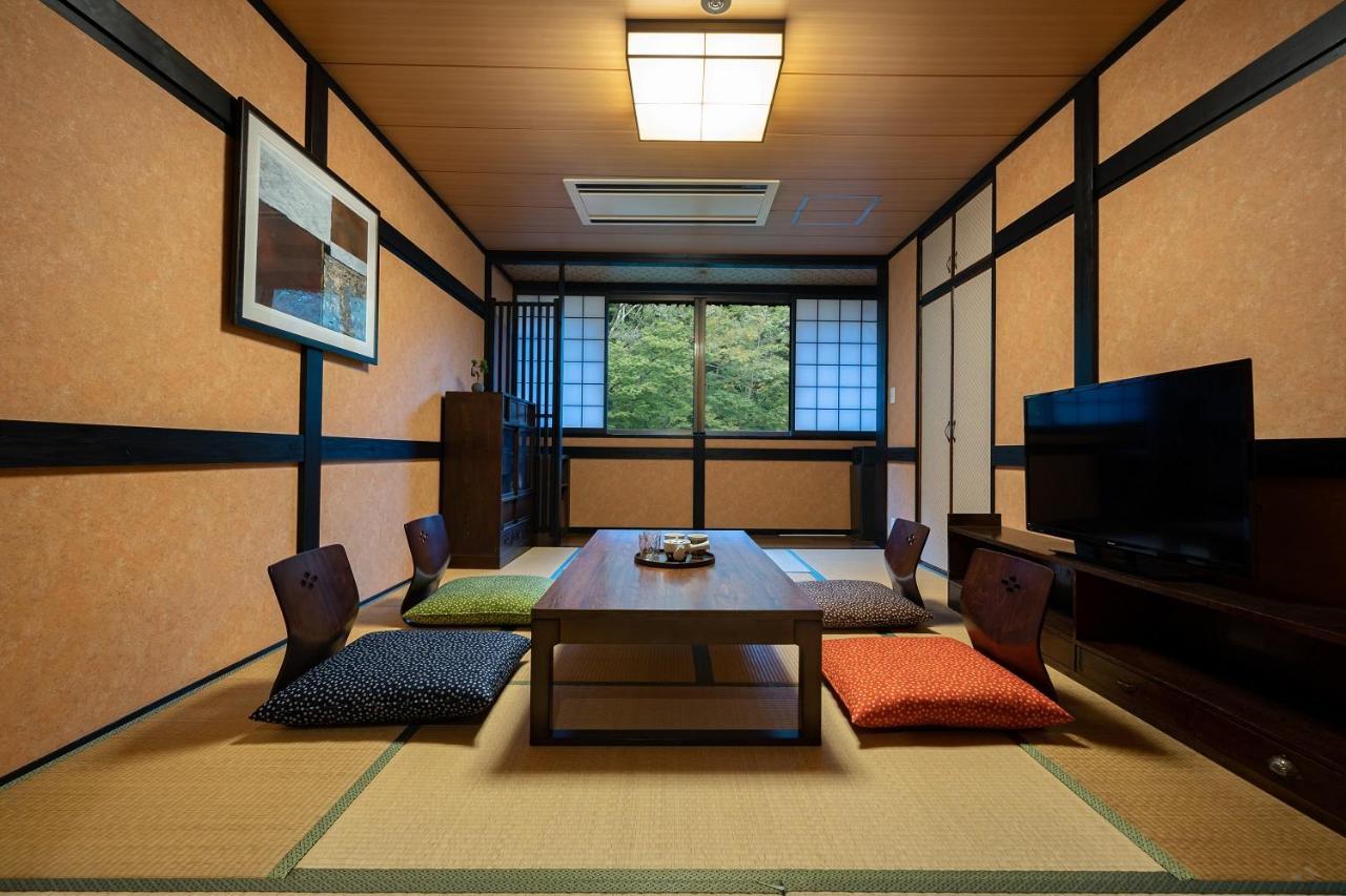 Onsen Guest House Tsutaya Hakone Exteriör bild