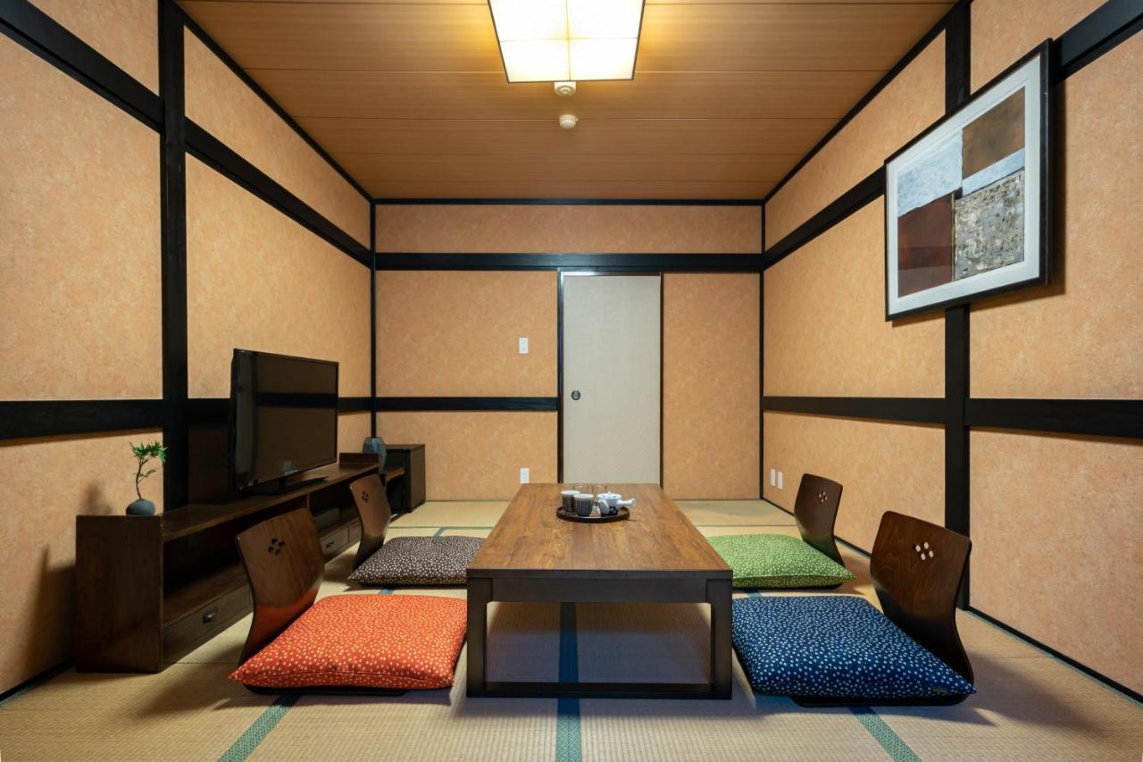 Onsen Guest House Tsutaya Hakone Exteriör bild