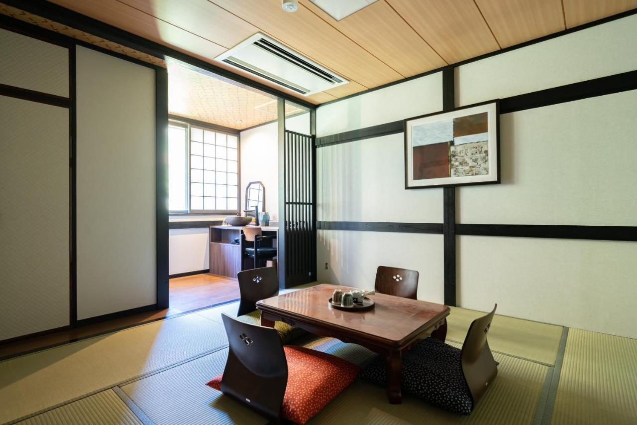 Onsen Guest House Tsutaya Hakone Exteriör bild