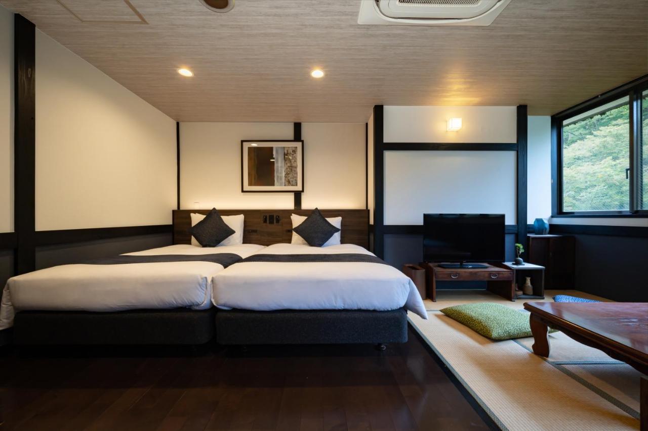 Onsen Guest House Tsutaya Hakone Exteriör bild